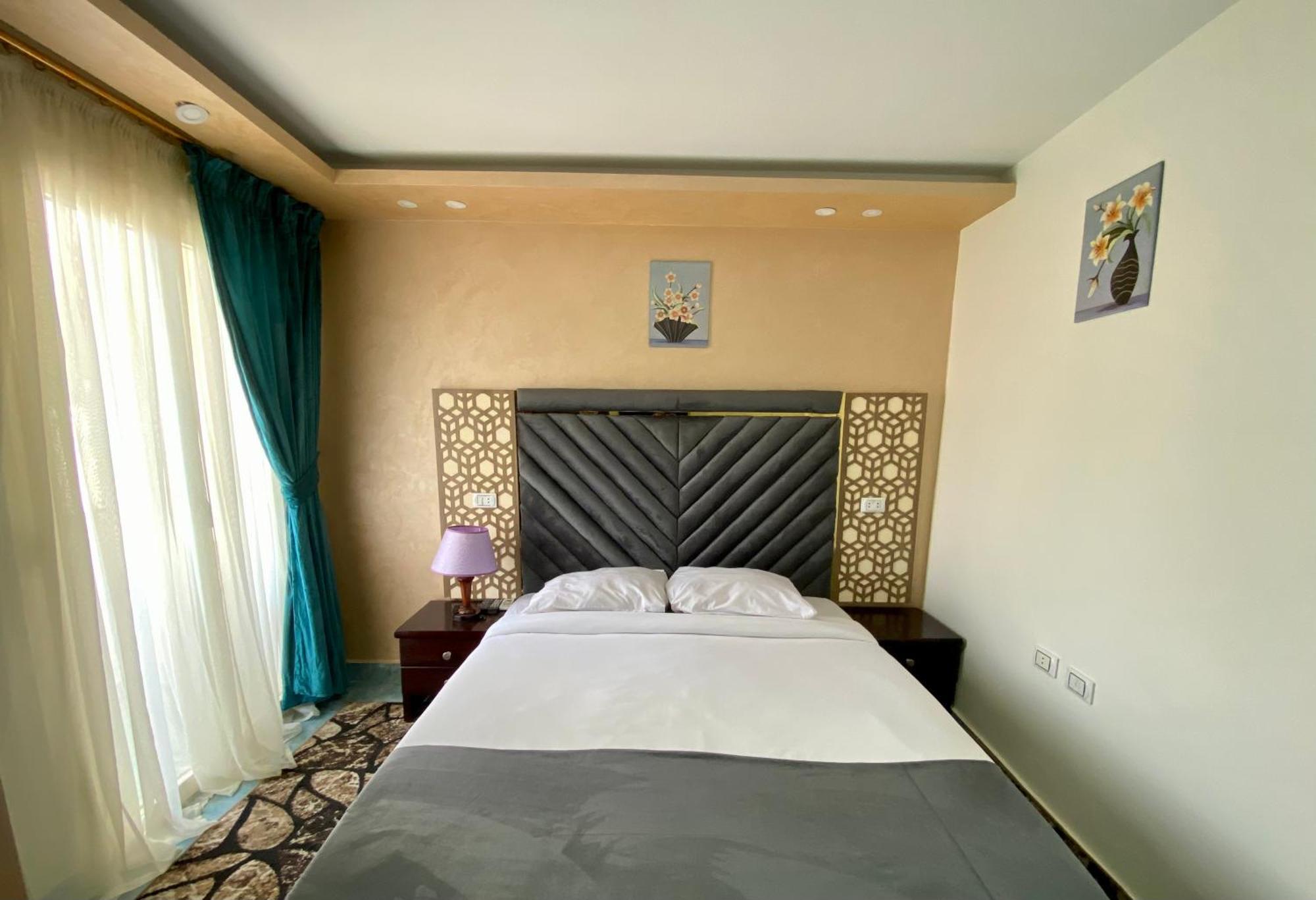 Golden Pyramids Inn Kafret el-Gabal 외부 사진