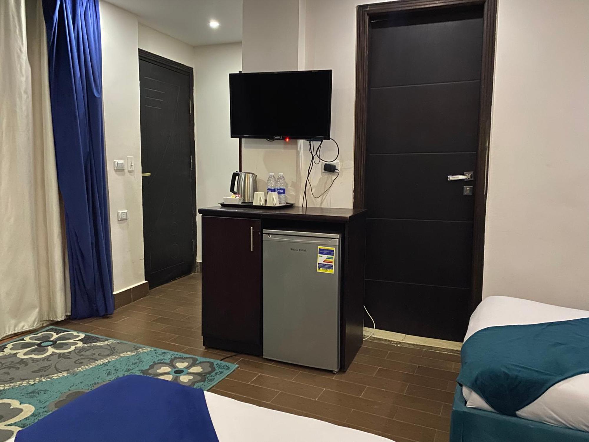 Golden Pyramids Inn Kafret el-Gabal 외부 사진