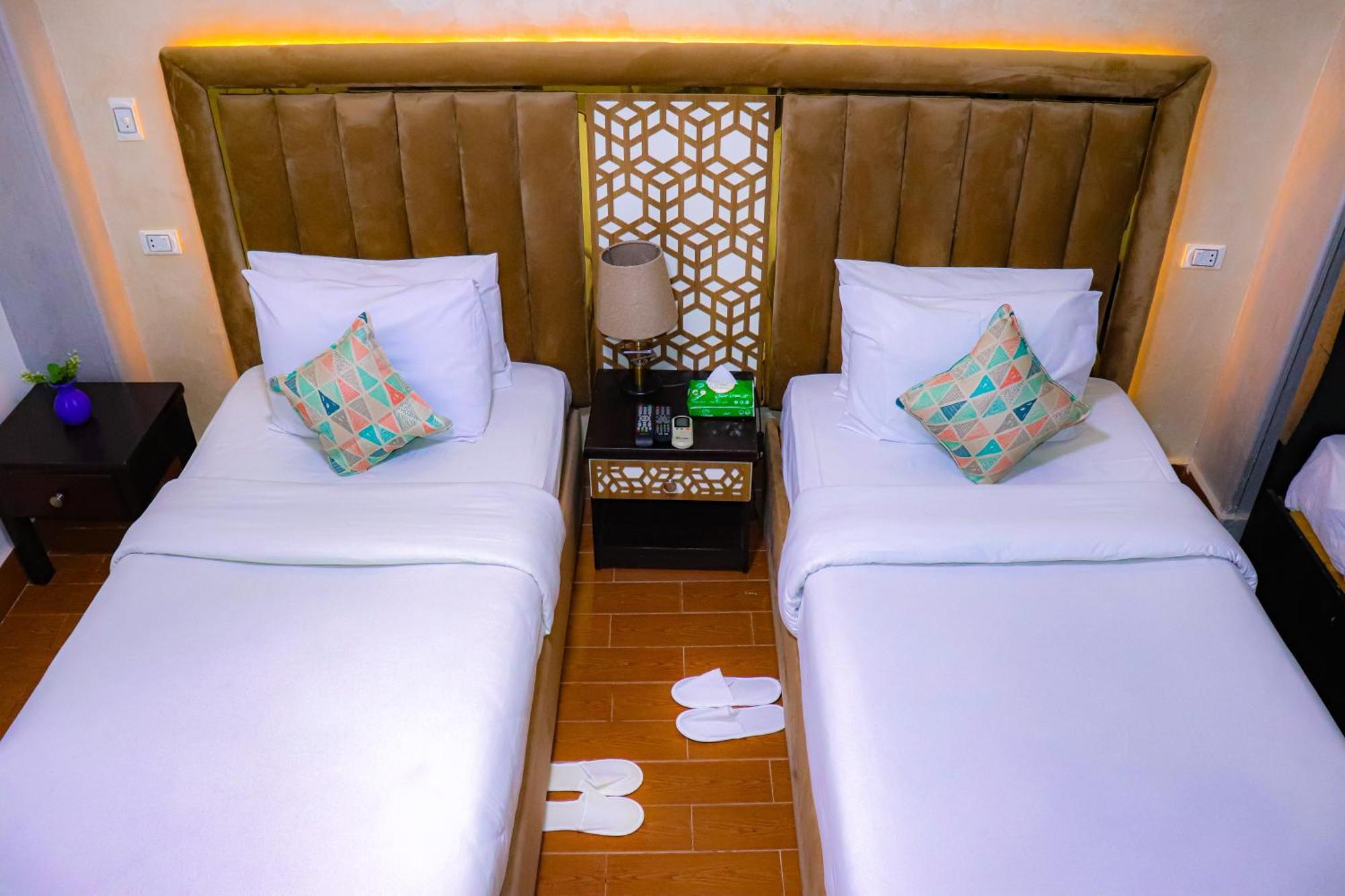 Golden Pyramids Inn Kafret el-Gabal 외부 사진