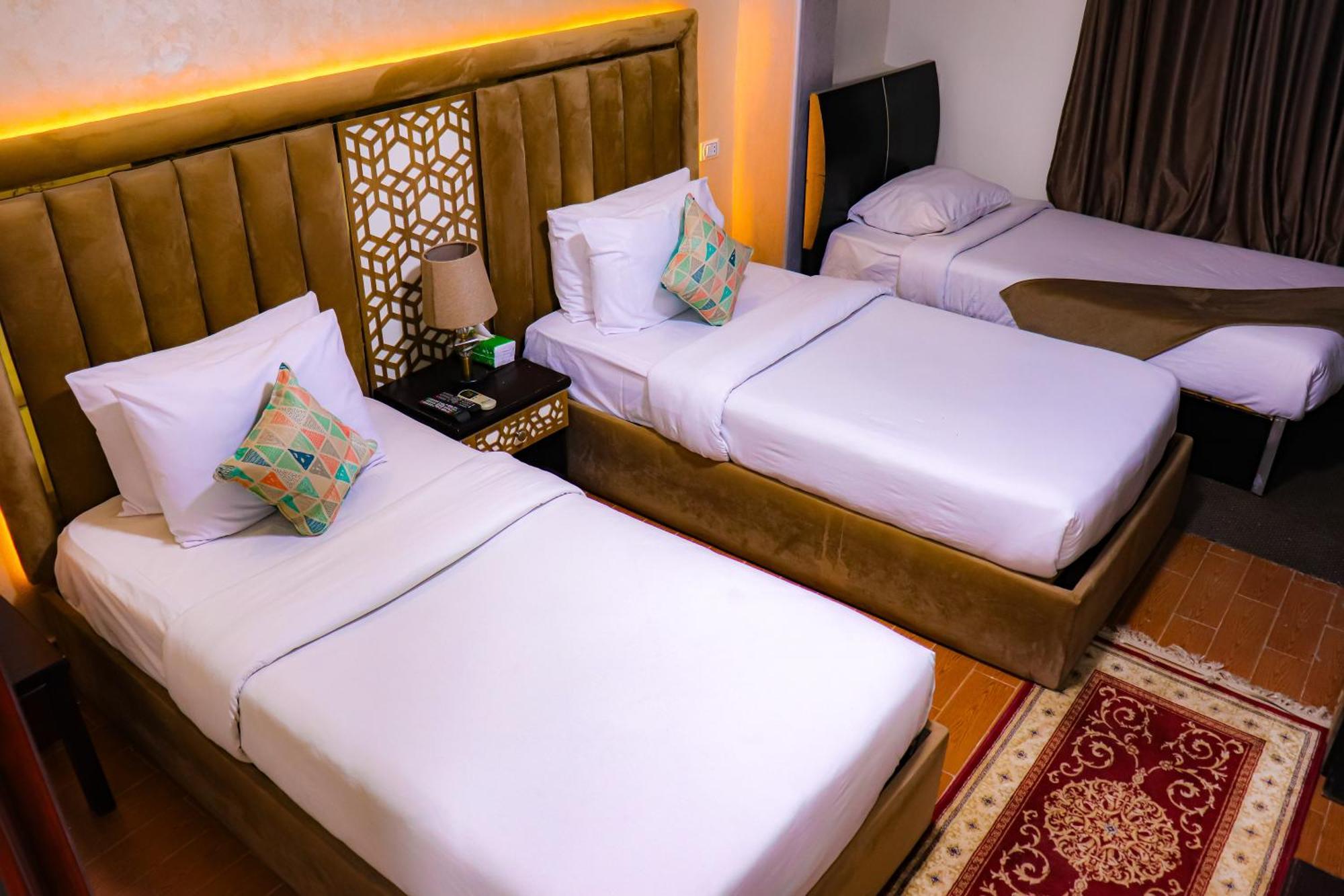 Golden Pyramids Inn Kafret el-Gabal 외부 사진