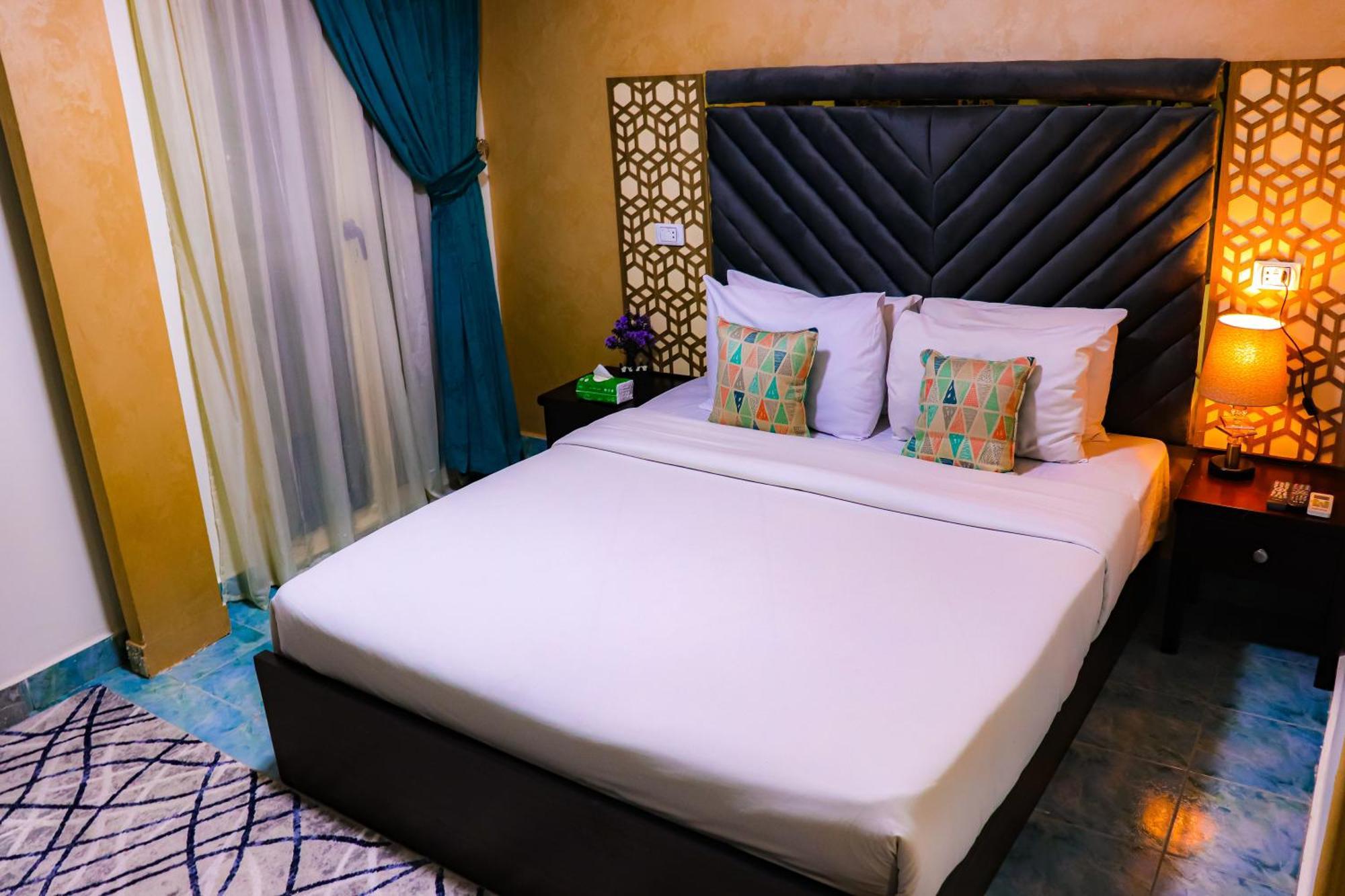 Golden Pyramids Inn Kafret el-Gabal 외부 사진