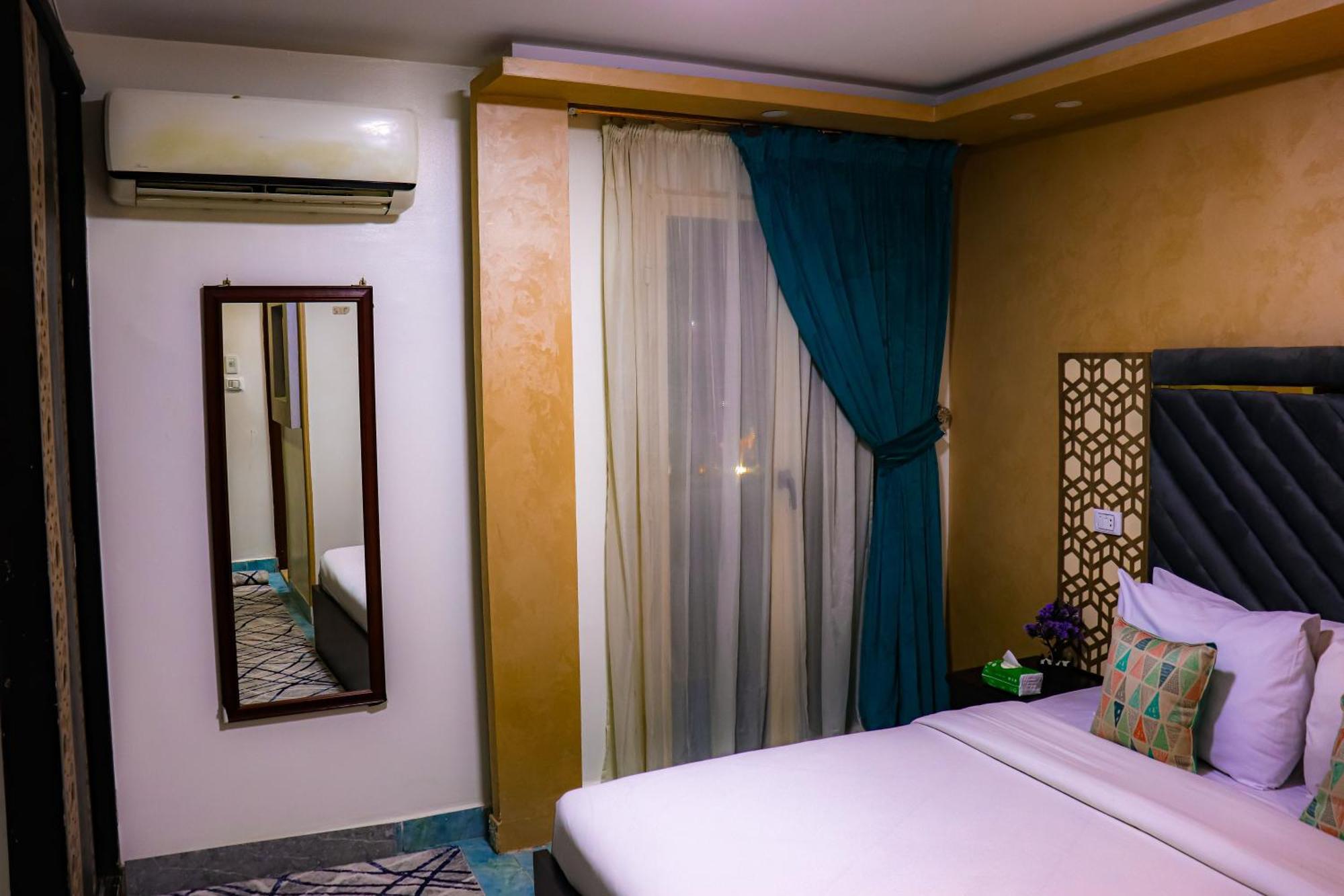 Golden Pyramids Inn Kafret el-Gabal 외부 사진