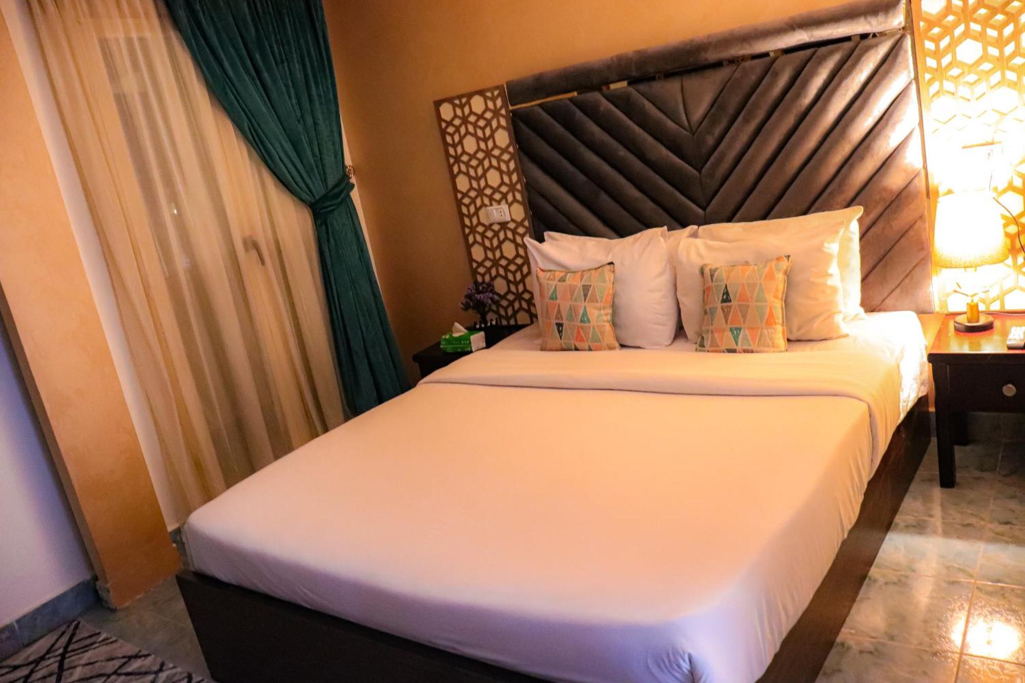 Golden Pyramids Inn Kafret el-Gabal 외부 사진