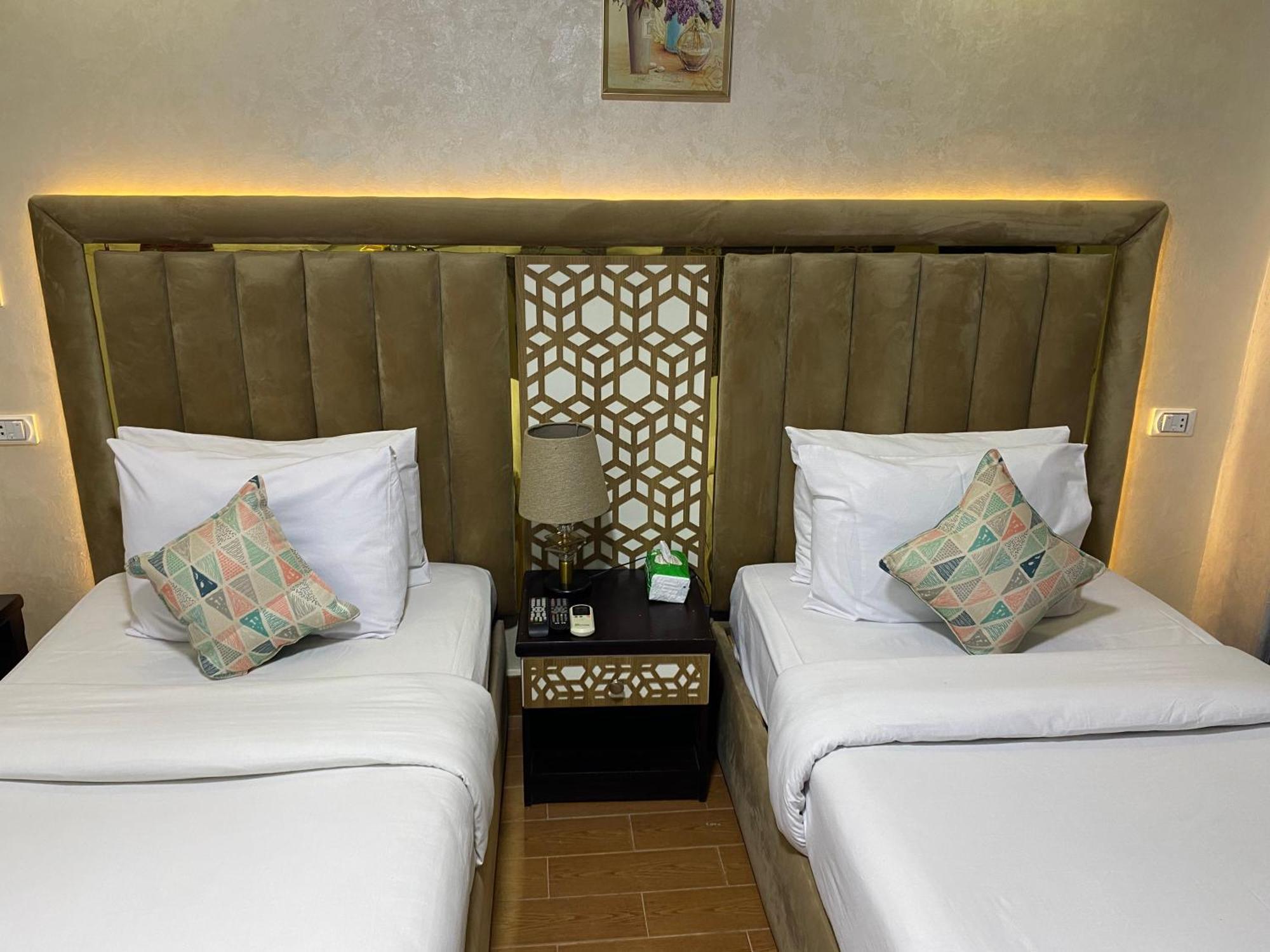 Golden Pyramids Inn Kafret el-Gabal 외부 사진