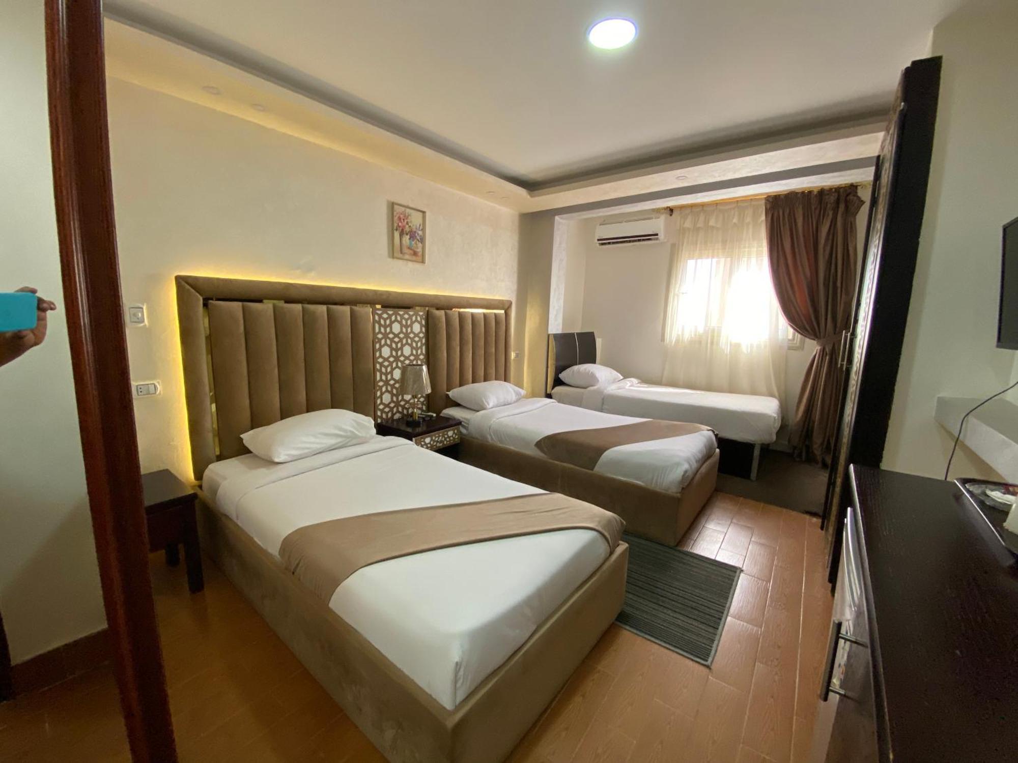 Golden Pyramids Inn Kafret el-Gabal 외부 사진