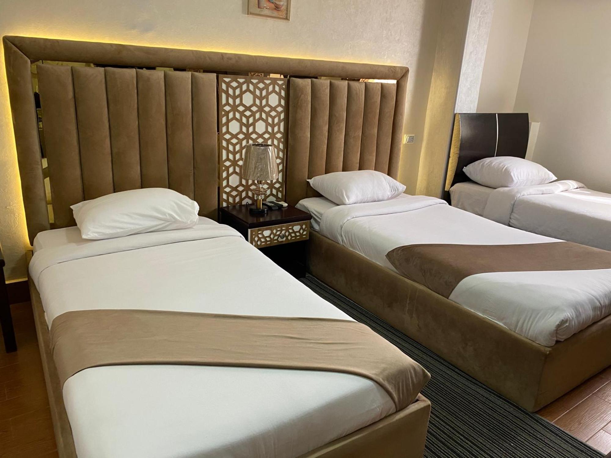 Golden Pyramids Inn Kafret el-Gabal 외부 사진